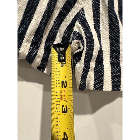 Banana Republic Size 00 Petite Mid Rise Chino Shorts Beach Striped Black White - Picture 9 of 13